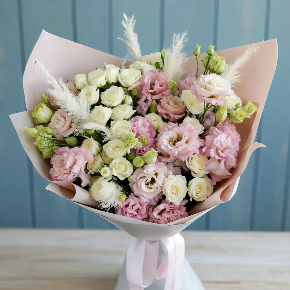 Букет цветов из: Альстромерии и Розы в Чернушке