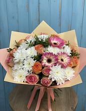 Букет цветов из:  Розы, Герберы и Хризантемы в Чернушке