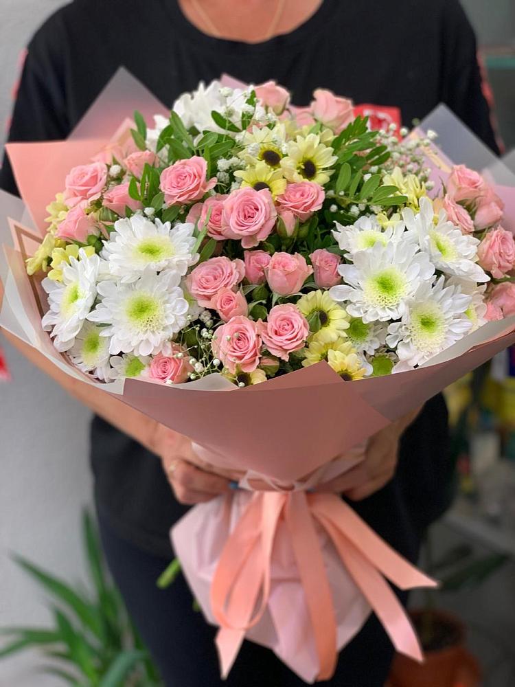 Букет цветов из: Розы и Хризантемы в Чернушке