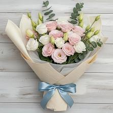 Букет цветов из:  Лизиантусы в Чернушке