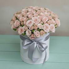 Цветочная композиция из Розы в шляпной коробке в Чернушке