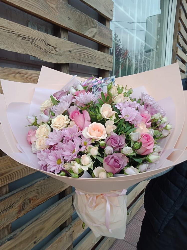 Букет цветов из: Розы и Хризантемы в Чернушке