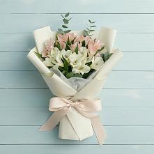 Букет цветов из:  Альстромерии в Чернушке